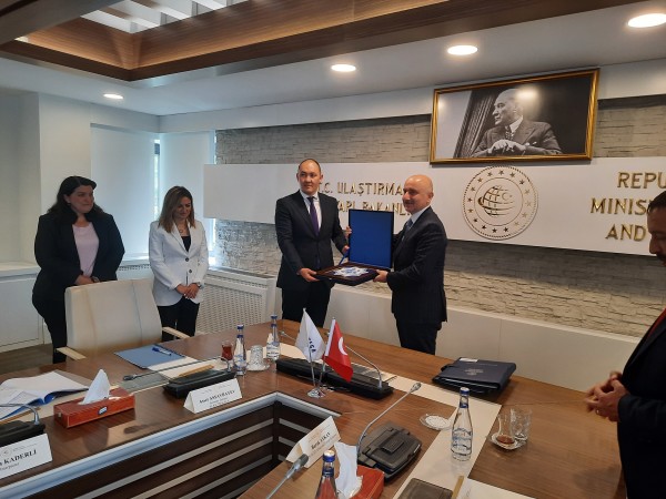 TRACECA IGC Genel Sekreteri Sayın Asset Assavbayev, Türkiye'ye resmi temaslarda bulunmak üzere bir ziyaret gerçekleştirmiştir